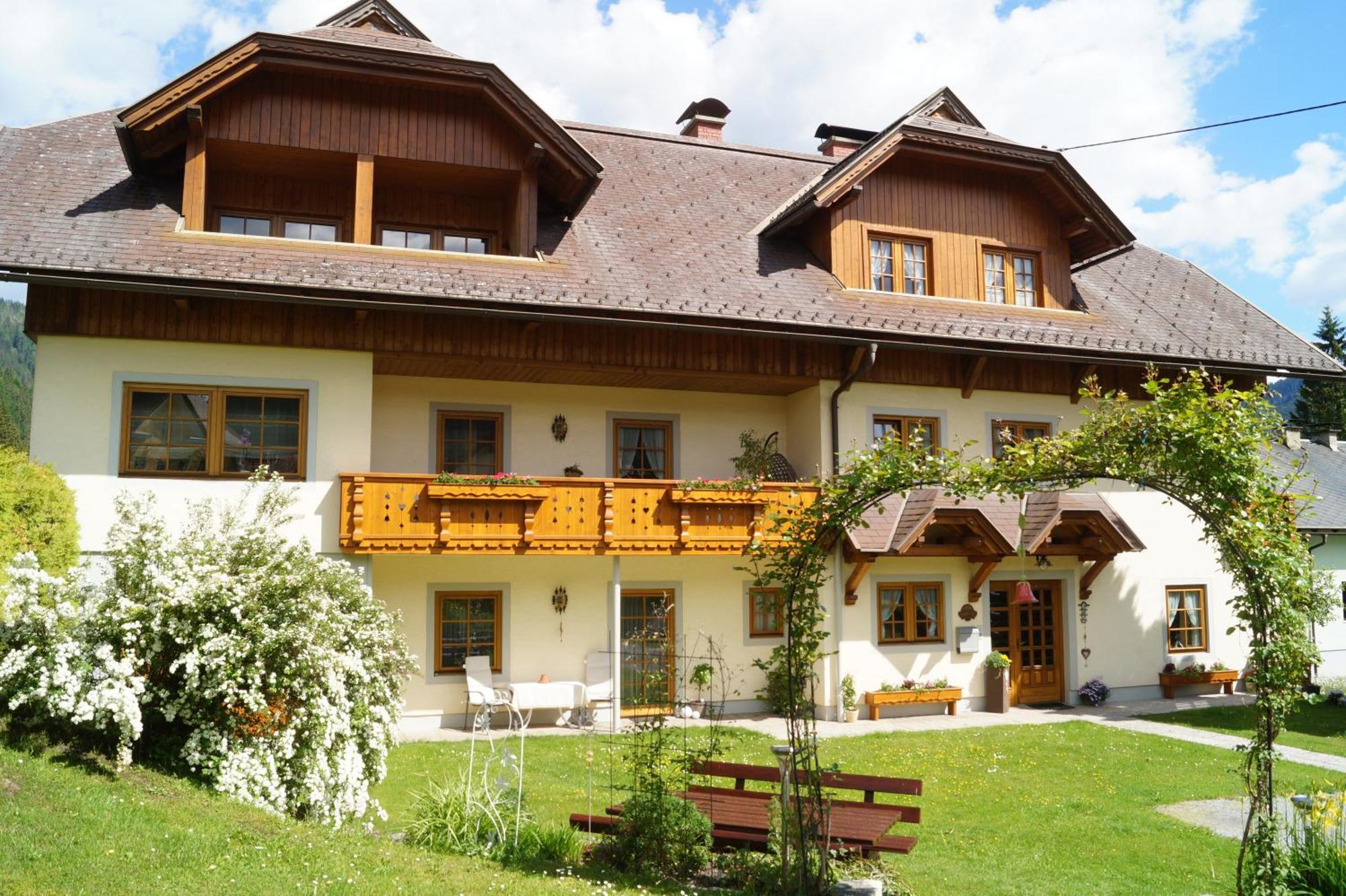 Apartment Gaestehaus Wastian Weissbriach Exteriör bild
